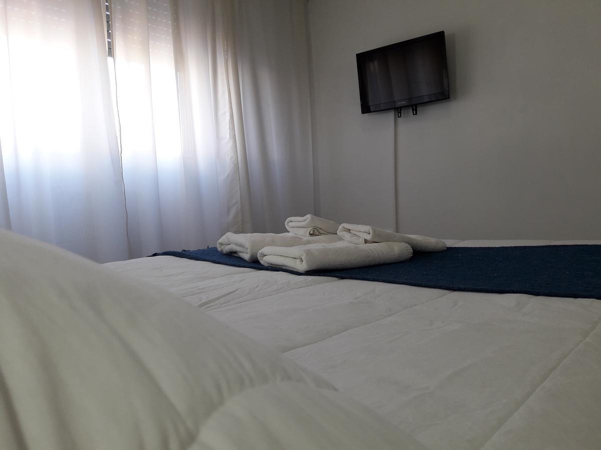 Iberia Hotel Olascoaga ניוקואן מראה חיצוני תמונה